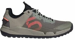 TRAILCROSS LT Damen-Flatschuhe, LEGGRN/SIGCOR/CBLACK Von FIVE TEN