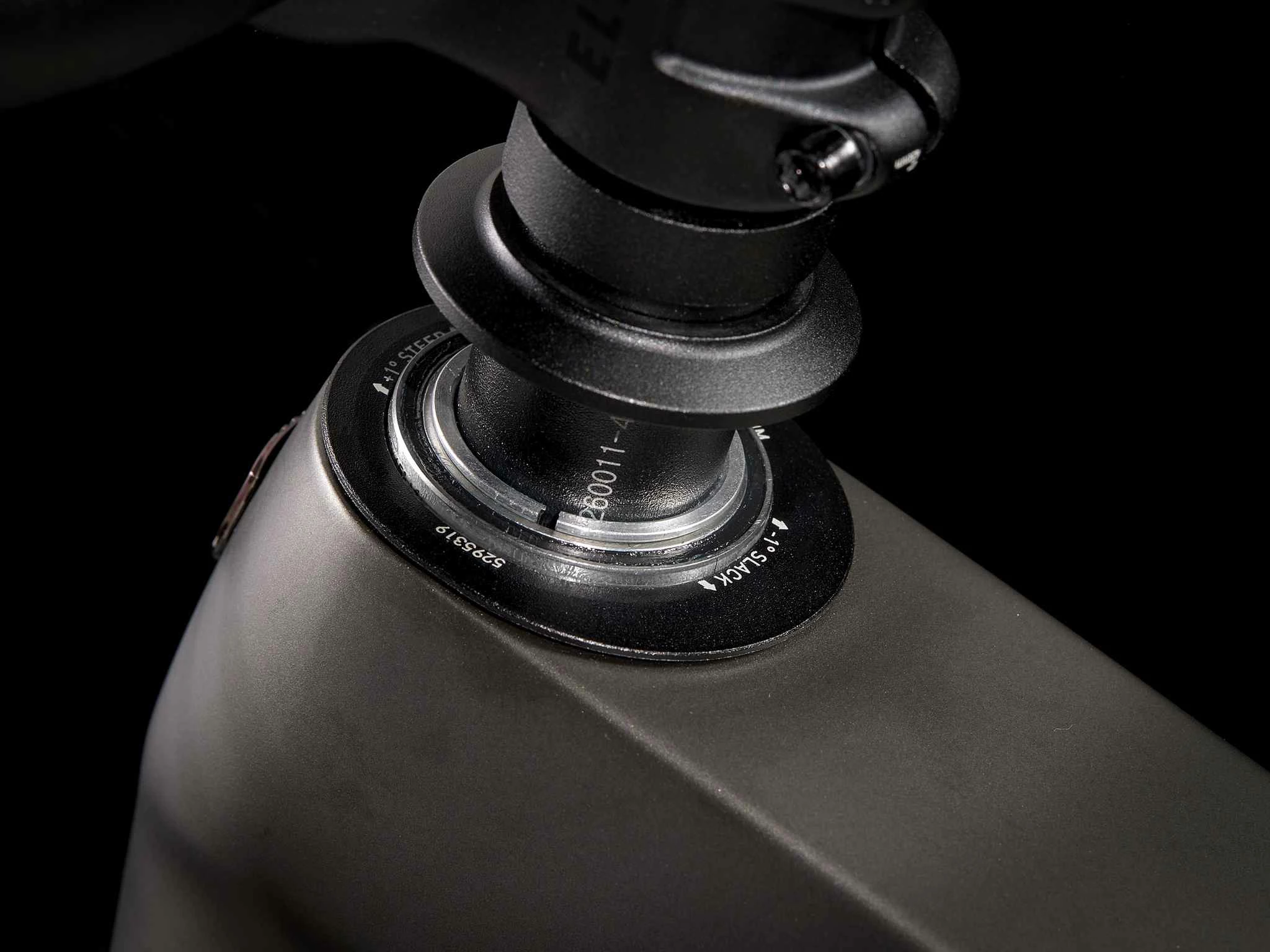 FUEL EX 9.8 XT GEN 6 Mountainbike, Mulsanne Blue Von TREK 14 FUEL EX 9.8 XT GEN 6 Mountainbike, Mulsanne Blue Von TREK – Bild 12