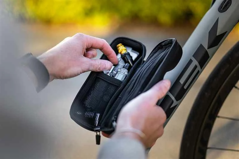 FLOW TOOL CADDY PRO Werkzeugbehälter LEZYNE, Schwarz Von LEZYNE 8 FLOW TOOL CADDY PRO Werkzeugbehälter LEZYNE, Schwarz Von LEZYNE – Bild 7