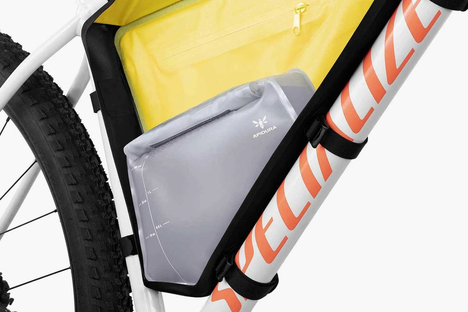 FRAME PACK HYDRATION BLADDER 1.5L Trinkblase, Grau Von APIDURA 5 FRAME PACK HYDRATION BLADDER 1.5L Trinkblase, Grau Von APIDURA – Bild 3