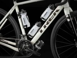 CHECKPOINT ALR 5 Gravelbike, Era White Trek Black Von TREK -Günstiges E-Bikes Geschäft 4zk9rsc6lKha9W2LS3KN9y 33010462 era white trek 11