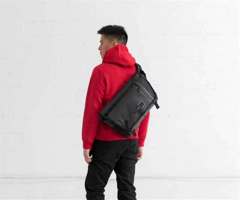 ESPECIAL STASH MESSENGER BAG, Schwarz Von TIMBUK2 8 ESPECIAL STASH MESSENGER BAG, Schwarz Von TIMBUK2 – Bild 6