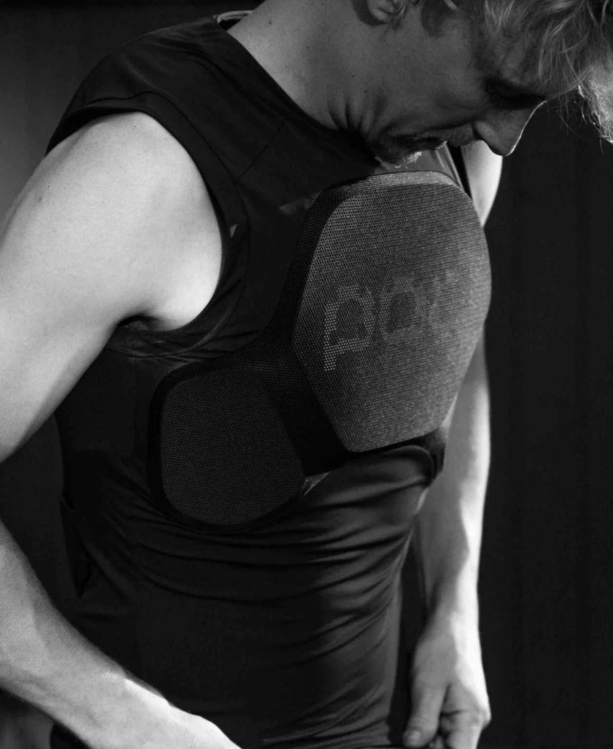 OSEUS VPD TORSO , Uranium Black Von POC 6 OSEUS VPD TORSO , Uranium Black Von POC – Bild 4